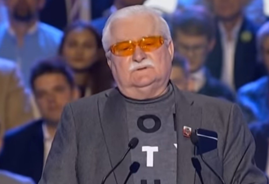 Lech Wałęsa apeluje o powstrzymanie PiS
